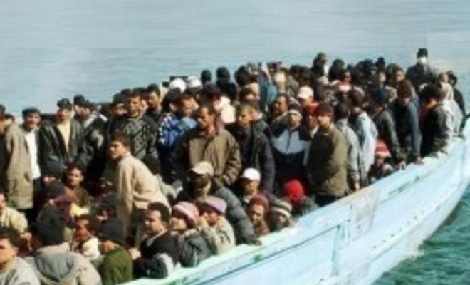 Large_255x160_8310-migranti